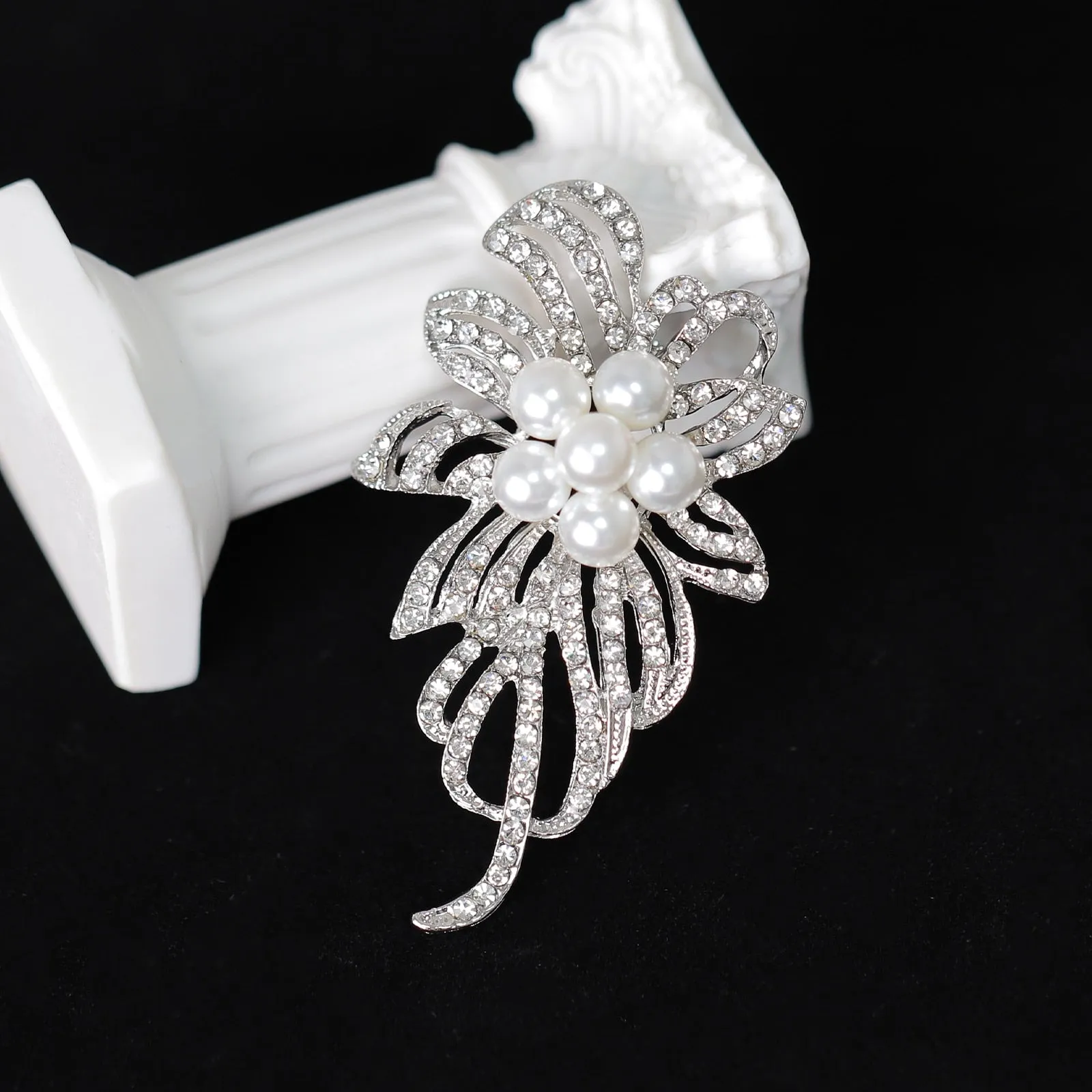 Hot Sale Crystal Rhinestone  Pearl  Brooch