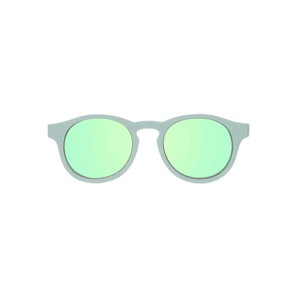 Keyhole polarised sunglasses with bag