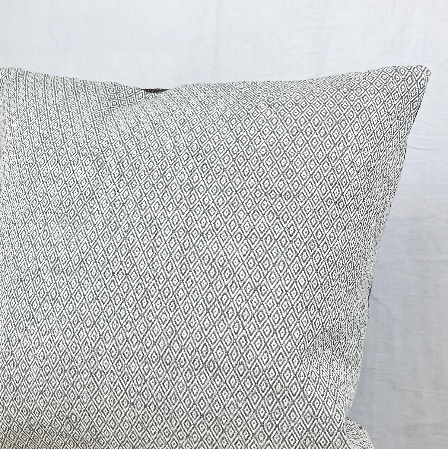 NIPUN Diamond Weave Cotton Cushion Cover 60cm